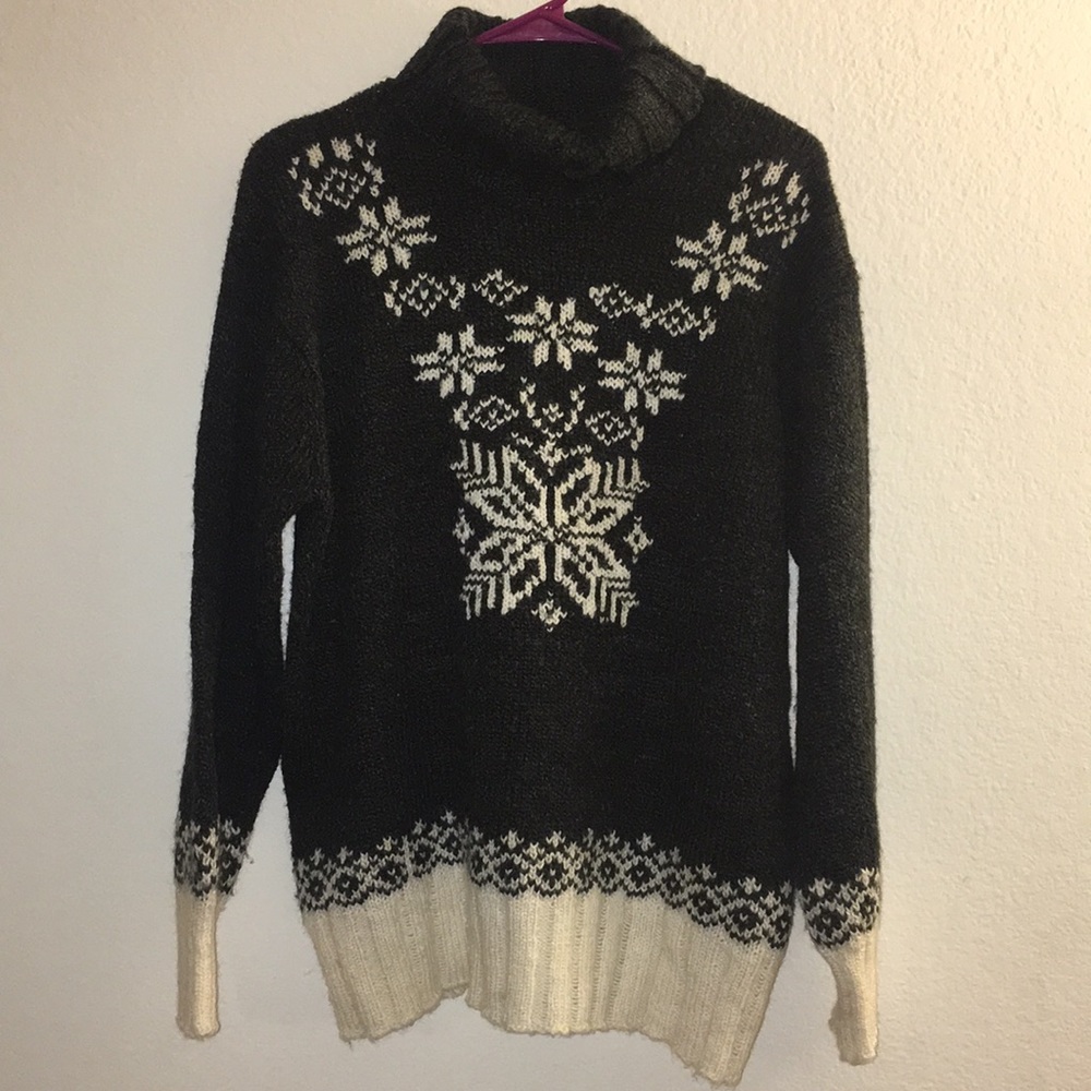 NY&Co Christmas Snowflake Knit Turtleneck Sweater